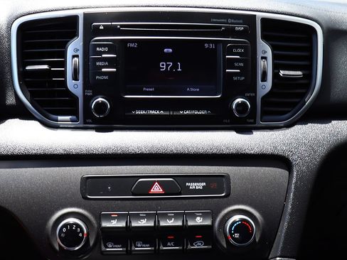 Used 2019 Kia Sportage LX FWD image 44
