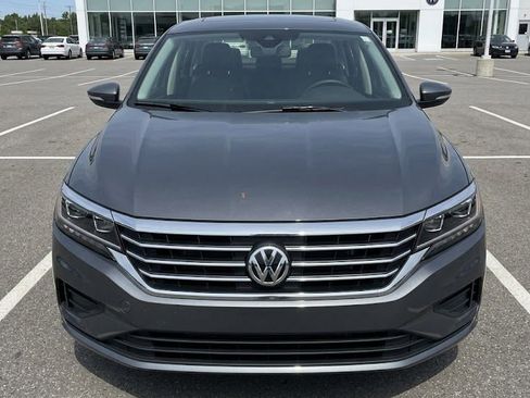 Used 2016 Volkswagen Passat 1.8T S FWD image 3