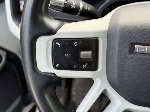 Used 2020 Land Rover Defender 110 SE image 21