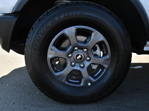 Used 2025 Ford Bronco Big Bend image 12