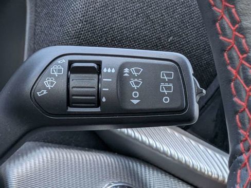 Used 2025 Ford Explorer ST-Line w/ ST-Line Street Pack AWD/4WD image 30