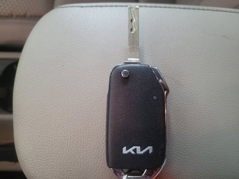 Used 2022 Kia Soul LX FWD image 32