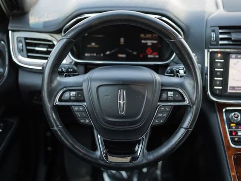 Used 2020 Lincoln Continental AWD w/ Premium Package image 29