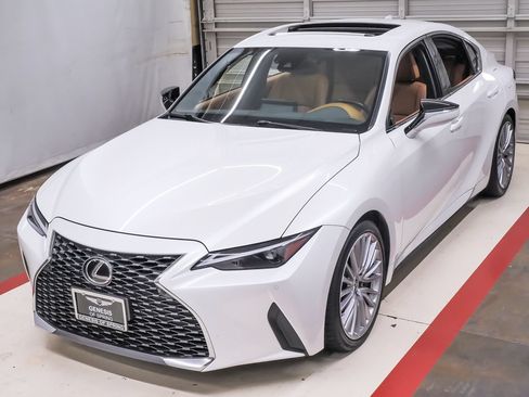 Used 2022 Lexus IS 300 w/ Premium Package RWD image 1