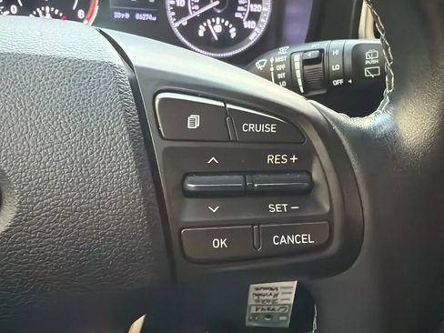 Used 2020 Hyundai Venue SEL w/ Convenience Package image 11