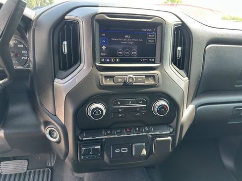 Used 2024 Chevrolet Silverado 2500 Custom w/ Custom Convenience Package image 12