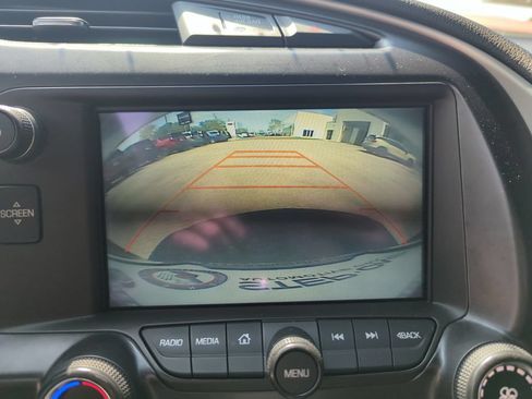Used 2018 Chevrolet Corvette Stingray Coupe w/ Battery Protection Package RWD image 21