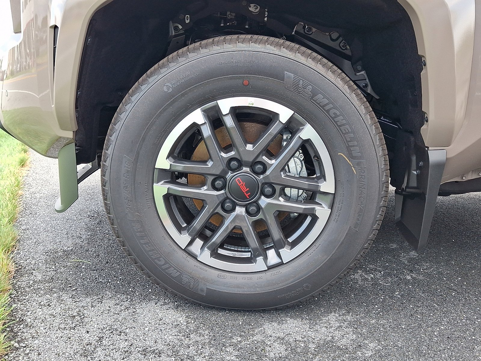 New 2026 Toyota Tacoma TRD Sport w/ TRD Sport Premium Package AWD/4WD image 4