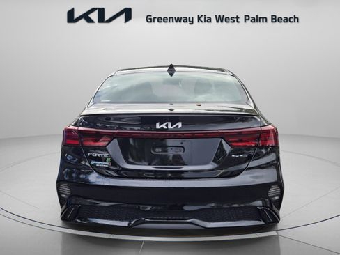 Used 2022 Kia Forte GT-Line w/ GT-Line Premium Package image 6