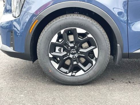 New 2025 Kia Sorento S w/ Panoramic Sunroof Package image 32