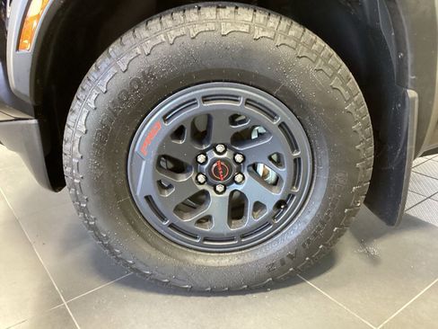 Certified 2025 Nissan Frontier PRO-4X w/ Pro Premium Package AWD/4WD image 14