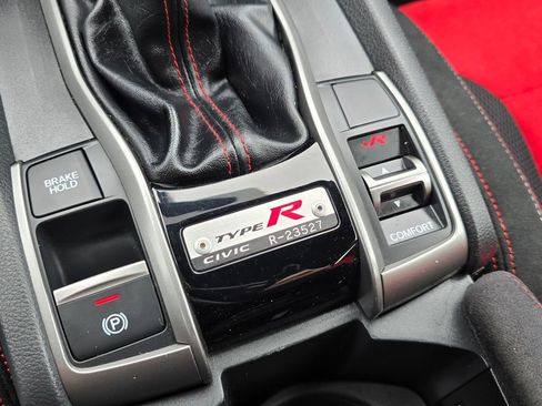 Used 2019 Honda Civic Type R image 24