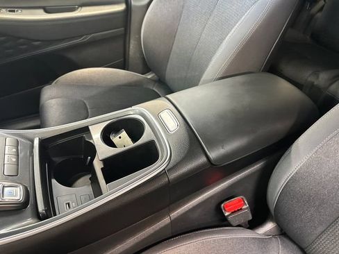 Used 2021 Hyundai Santa Fe SEL w/ Convenience Package FWD image 29