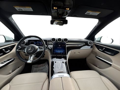 Used 2023 Mercedes-Benz GLC 300 image 19