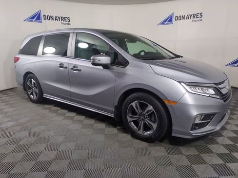 Used 2018 Honda Odyssey Touring image 7