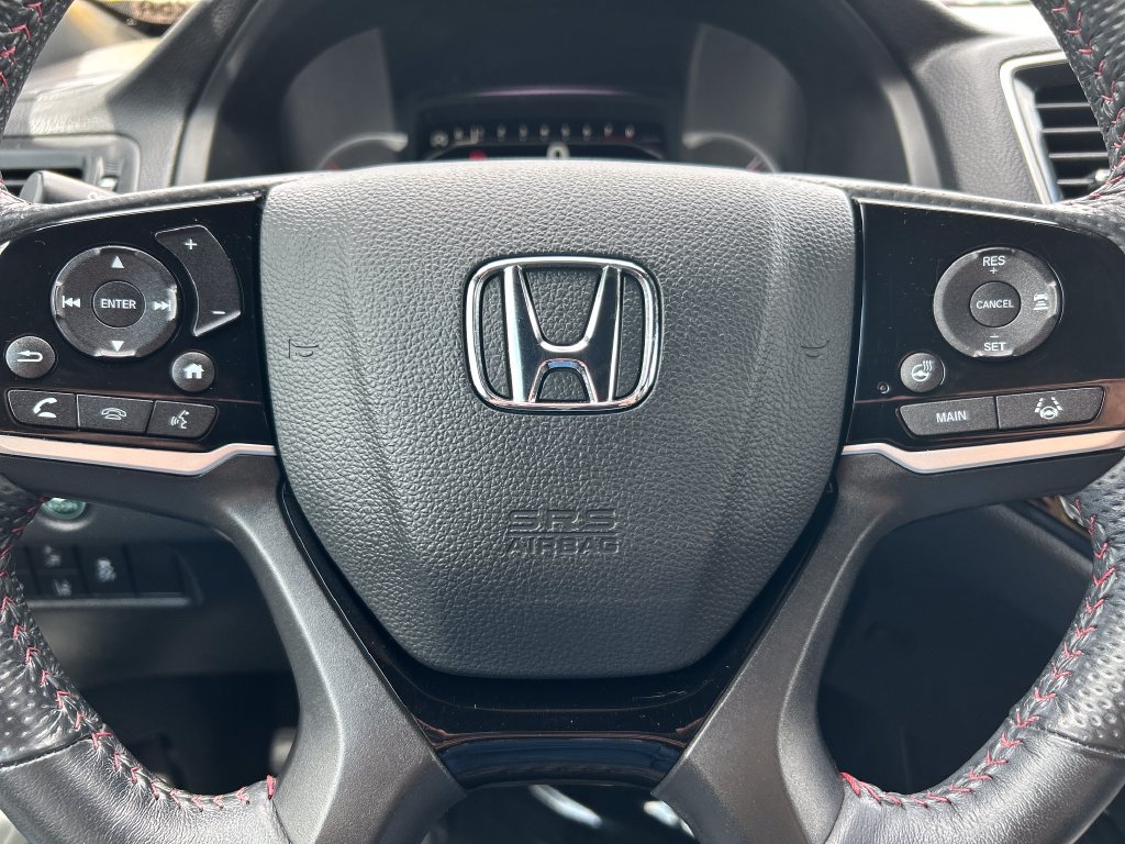 Used 2024 Honda Passport Black Edition image 9