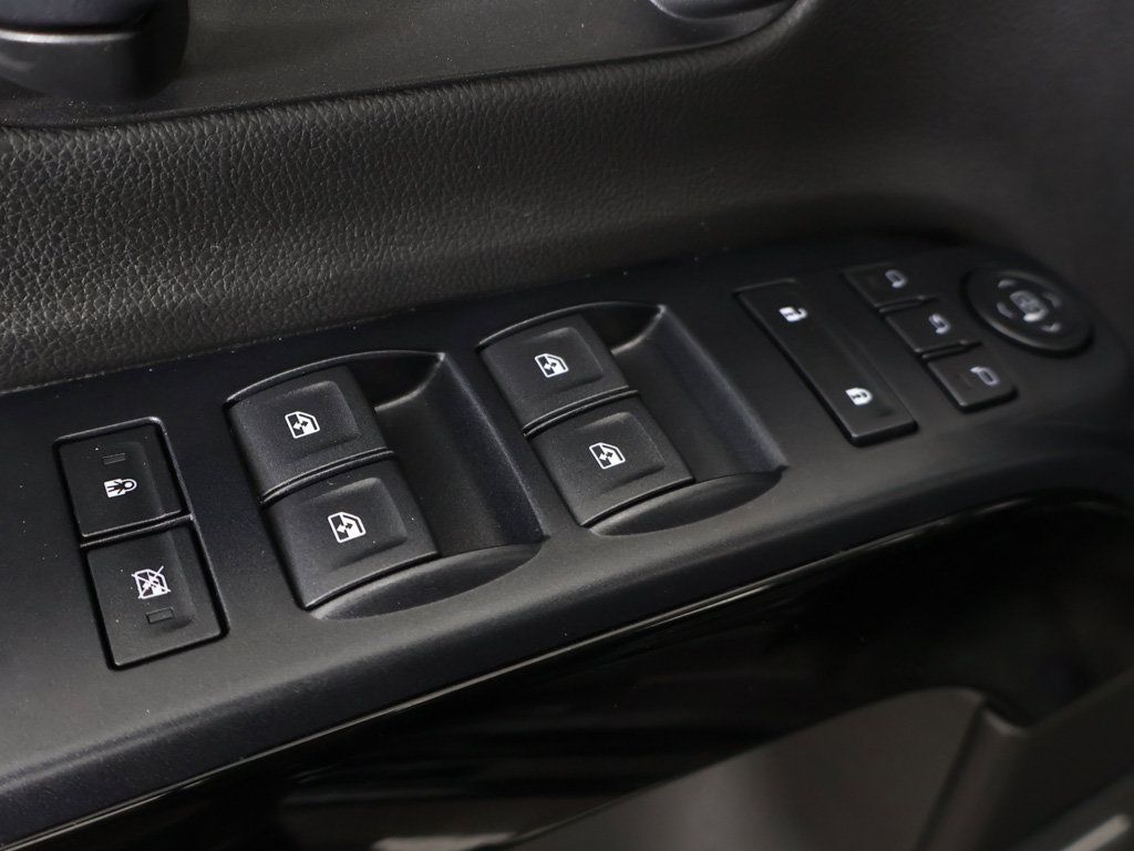 Used 2018 GMC Sierra 1500 SLT AWD/4WD image 37