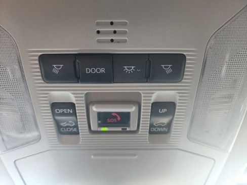 Used 2023 Toyota RAV4 XLE Premium image 36