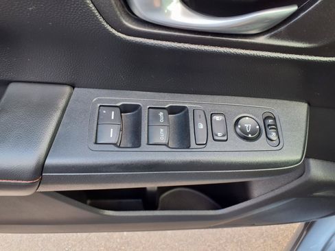 Used 2024 Honda CR-V Sport image 11