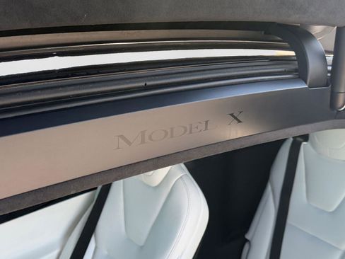 Used 2018 Tesla Model X 100D AWD/4WD image 42