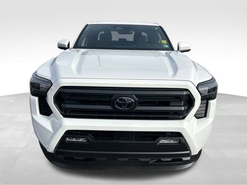 New 2026 Toyota Tacoma SR5 image 8