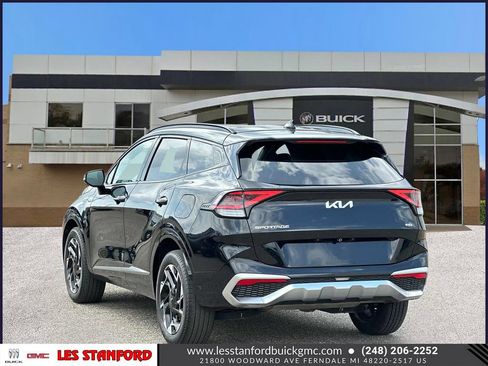 Used 2025 Kia Sportage SX AWD/4WD image 4
