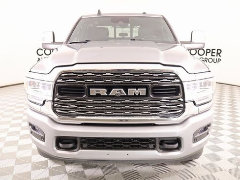 Used 2024 RAM 2500 Limited image 10