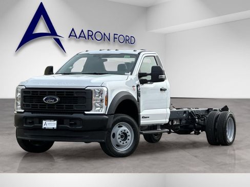 New 2026 Ford F550 4x4 Regular Cab Super Duty image 2