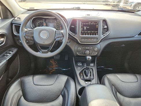 Used 2023 Jeep Cherokee Altitude Lux image 9