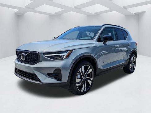 New 2026 Volvo XC40 B5 Ultra w/ Protection Package Premier AWD/4WD image 8
