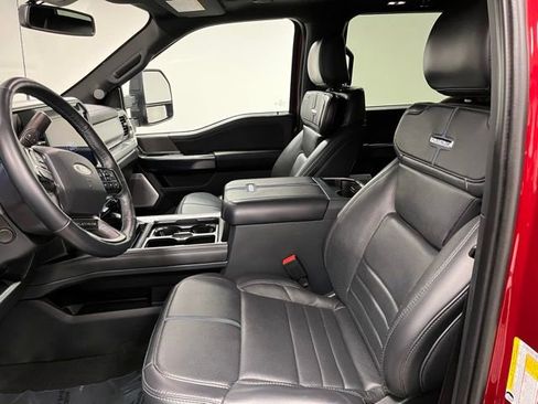 Used 2025 Ford F350 Platinum AWD/4WD image 21