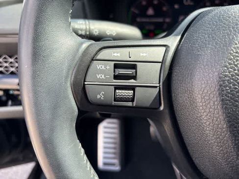 Used 2025 Honda Accord Sport image 12