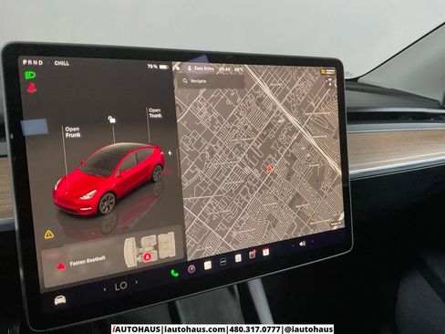 Used 2025 Tesla Model Y Long Range image 30