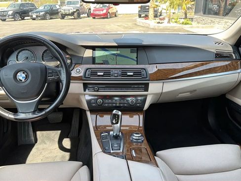 Used 2011 BMW 550i Sedan RWD image 14