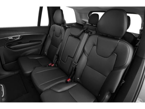 Used 2020 Volvo XC90 T6 Momentum w/ Protection Package Premier AWD/4WD image 13