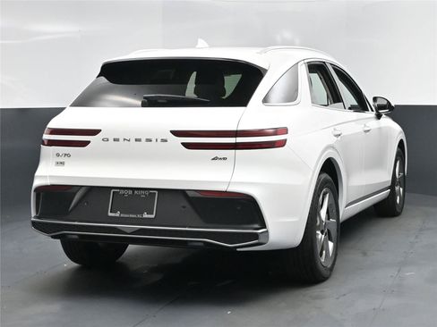New 2026 Genesis GV70 2.5T image 10