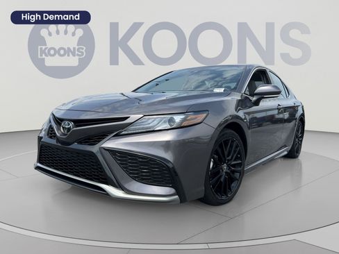 Used 2024 Toyota Camry XSE FWD image 1