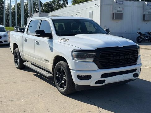 Used 2022 RAM 1500 Big Horn AWD/4WD image 4