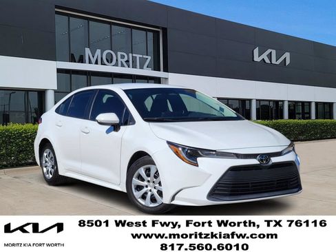 Used 2023 Toyota Corolla LE FWD image 1