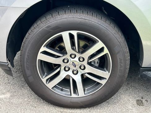Used 2024 Ford Expedition Limited RWD image 55