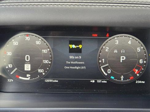 Certified 2023 Land Rover Defender 90 V8 image 11