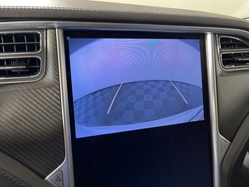 Used 2013 Tesla Model S Performance RWD image 33