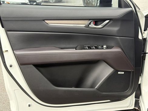Used 2023 MAZDA CX-5 Signature image 10