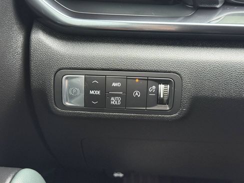 Used 2026 GMC Terrain AT4 AWD/4WD image 17