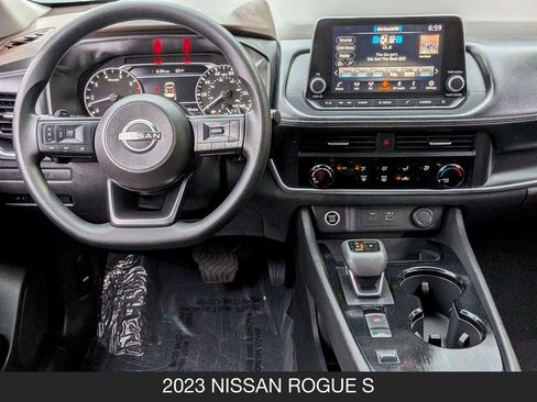 Used 2023 Nissan Rogue S FWD image 13
