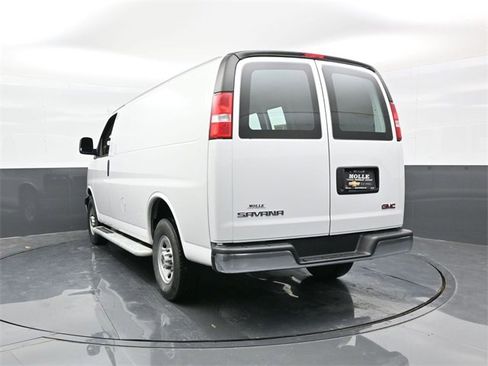 Used 2024 GMC Savana 2500 w/ Driver Convenience Package image 5