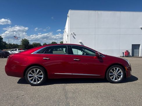 Used 2013 Cadillac XTS Luxury w/ Driver Awareness Package FWD image 13