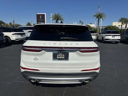 New 2026 Lincoln Corsair Reserve image 3