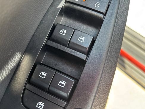 Certified 2025 Kia Seltos S AWD/4WD image 17