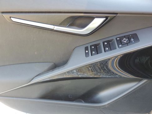 New 2025 Kia Niro Wind w/ Wind Preserve Package image 30